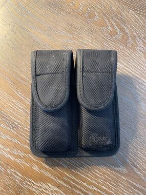 Hero's Pride Black Double Magazine Case